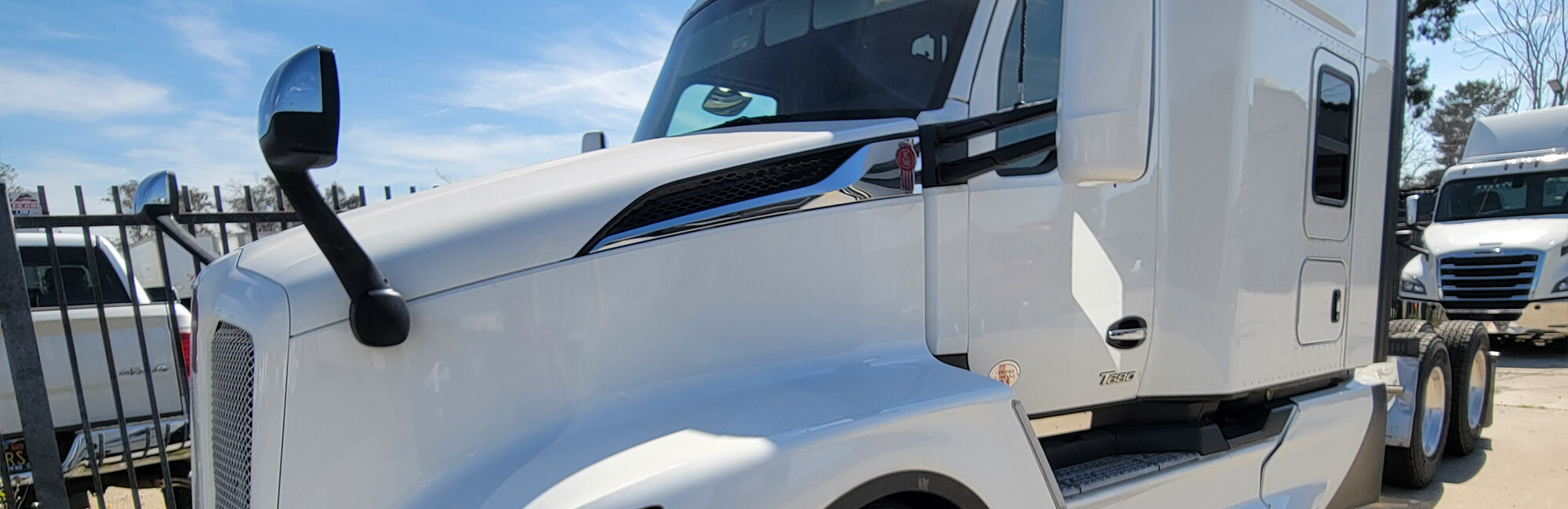 Commercial Day Cab Trucks For Sale